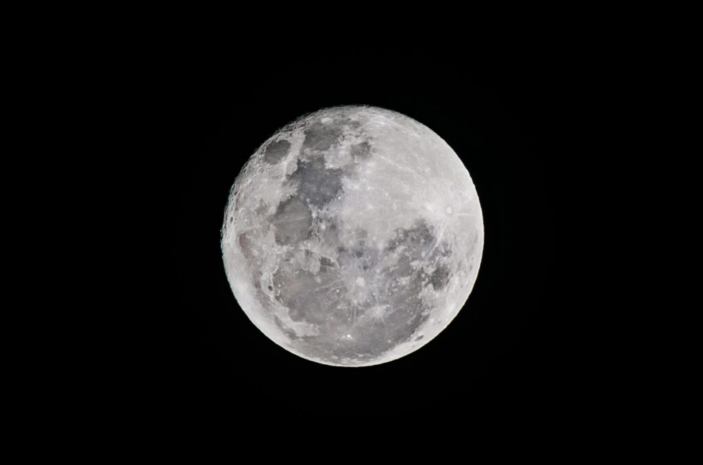 A lua